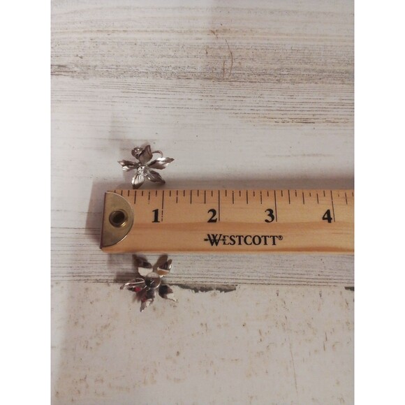 Vintage Jewelry In Jewels By Jenay Case - Picture 10 of 14